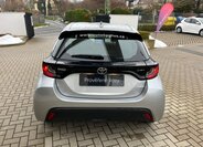 Toyota Yaris 5