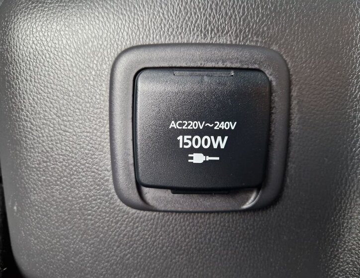 Mitsubishi Ostatní SUV / Terénní 2,4 l 138 kw