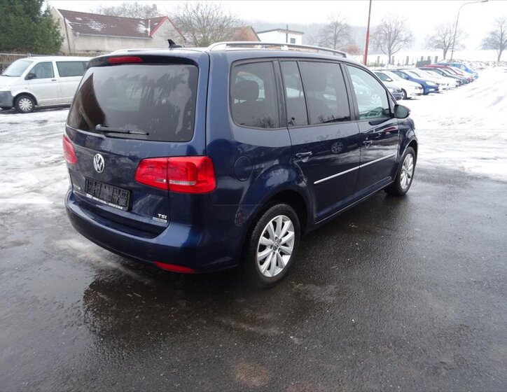 Volkswagen Touran MPV 1,2 l 77 kw