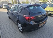 Opel Astra Hatchback 1,6 l 132 kw