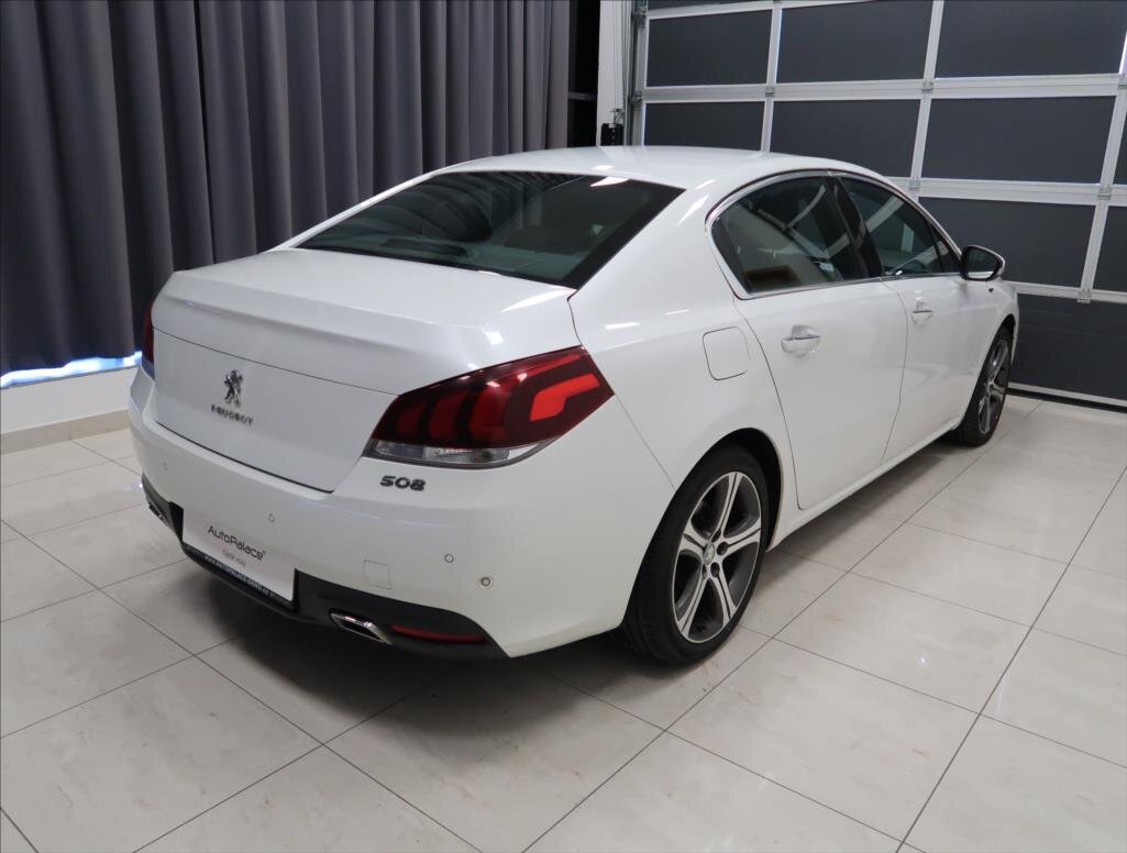 Peugeot 508 Sedan 2,0 l 133 kw