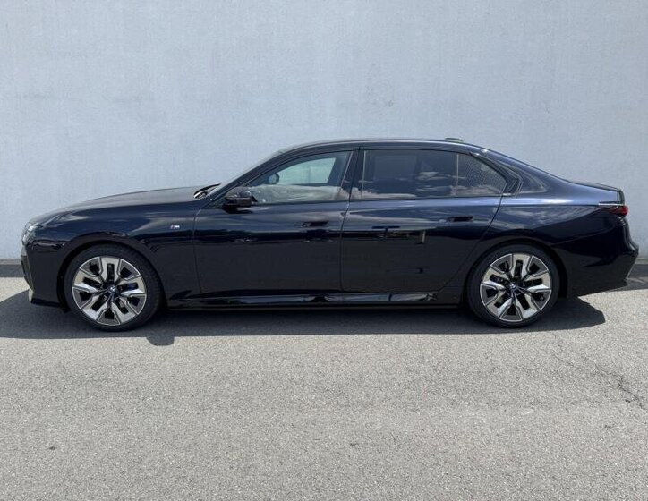 BMW i7 Sedan 1,0 400 kw