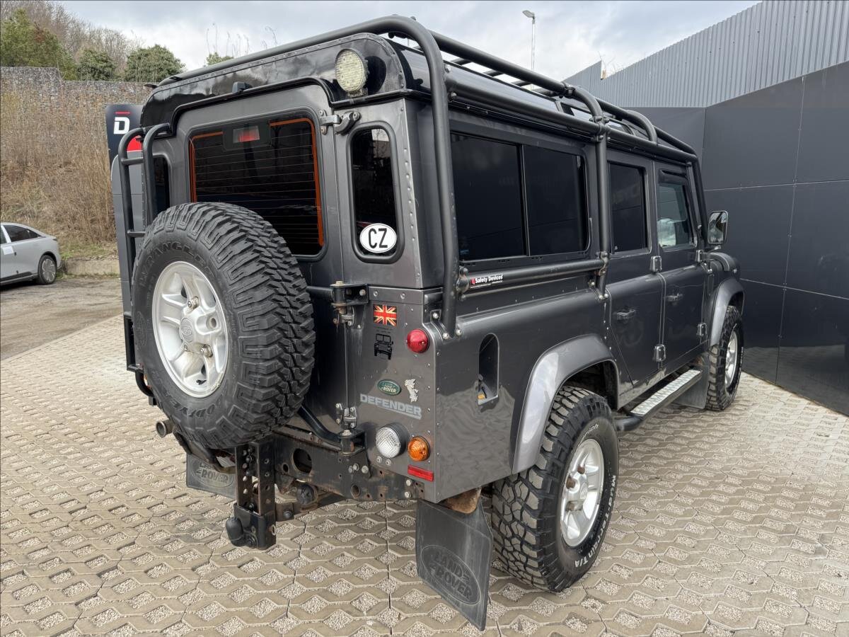 Land Rover Defender Skříň 2,2 l 90 kw