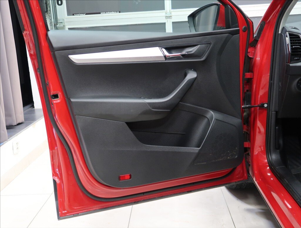 Škoda Karoq SUV 1,5 l 110 kw