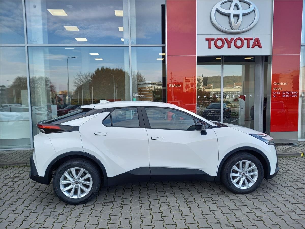 Toyota C-HR SUV 1,8 l 103 kw