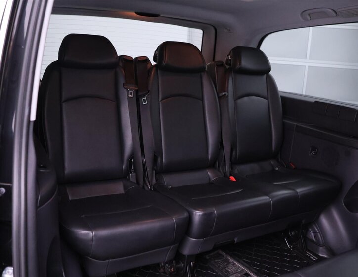 Mercedes-Benz Vito VAN / Minibus 2,1 l 100 kw