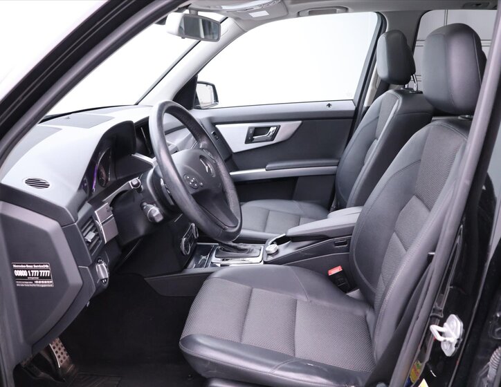 Mercedes-Benz GLK 12