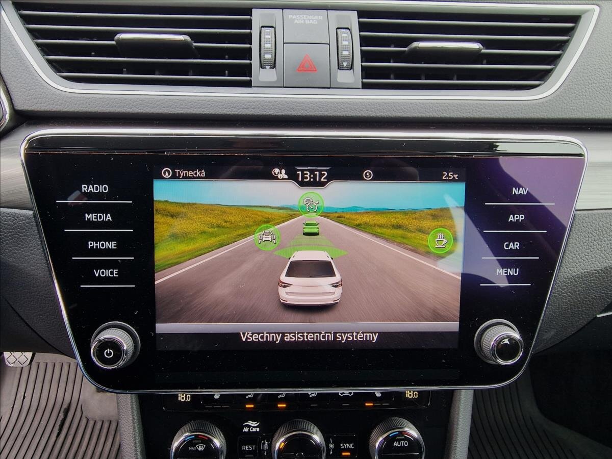 Škoda Superb Kombi 1,5 l 110 kw