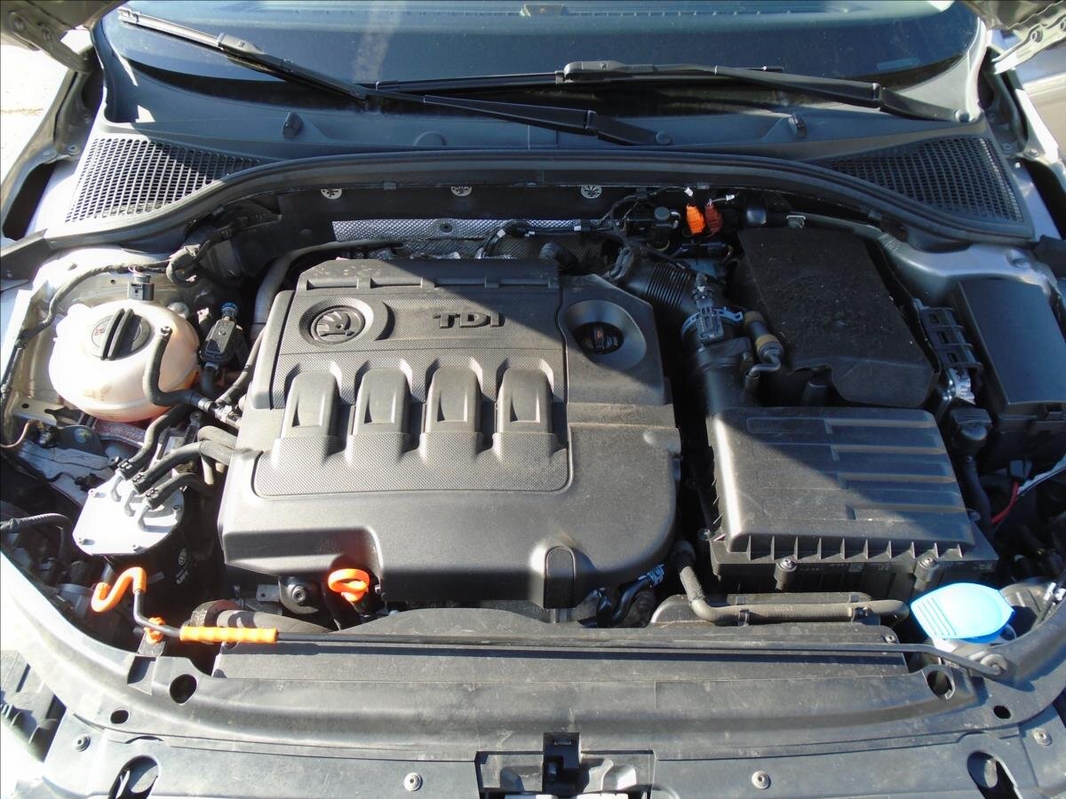 Škoda Octavia Kombi 1,6 l 77 kw