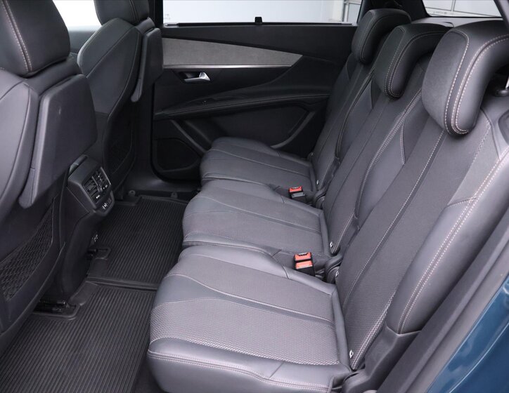 Peugeot 5008 18