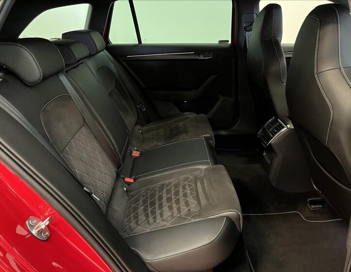 Škoda Superb Kombi 2,0 l 147 kw