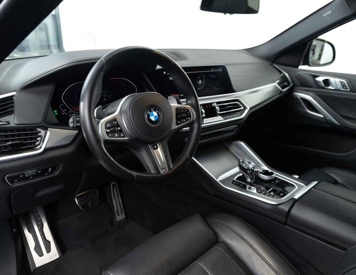 BMW X6 SUV 3,0 l 250 kw