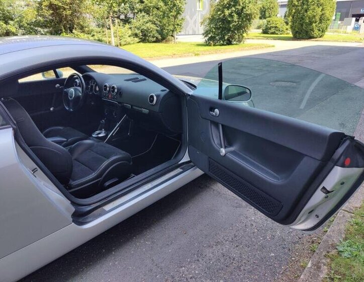 Audi TT Kupé 3,2 l 184 kw