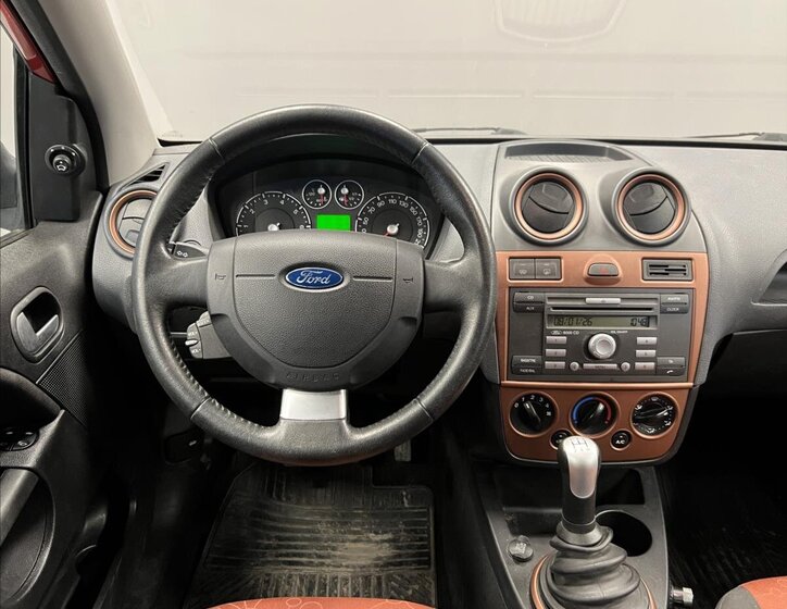 Ford Fiesta Hatchback 1,3 l 51 kw