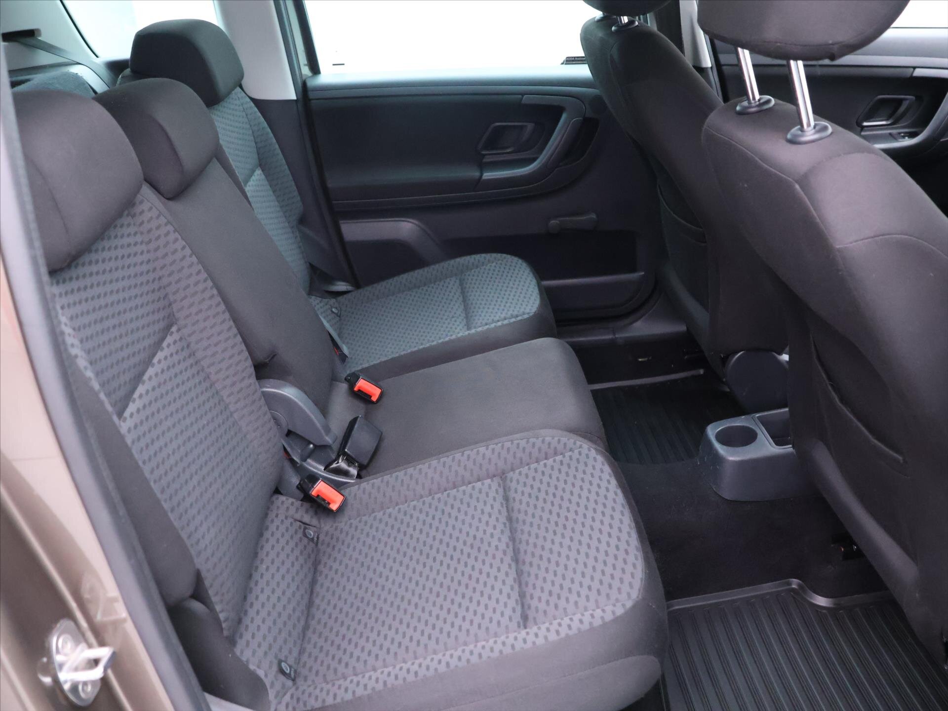 Škoda Roomster MPV 1,2 l 63 kw