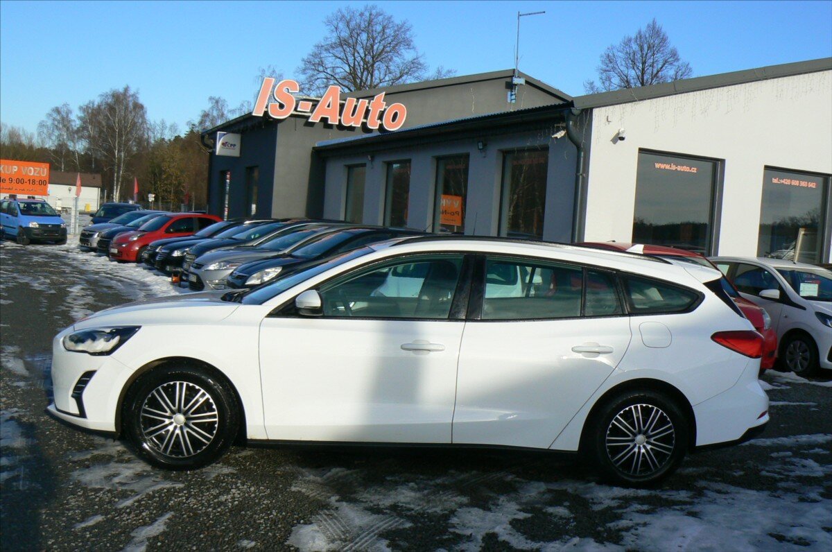 Ford Focus Kombi 999,0 92 kw