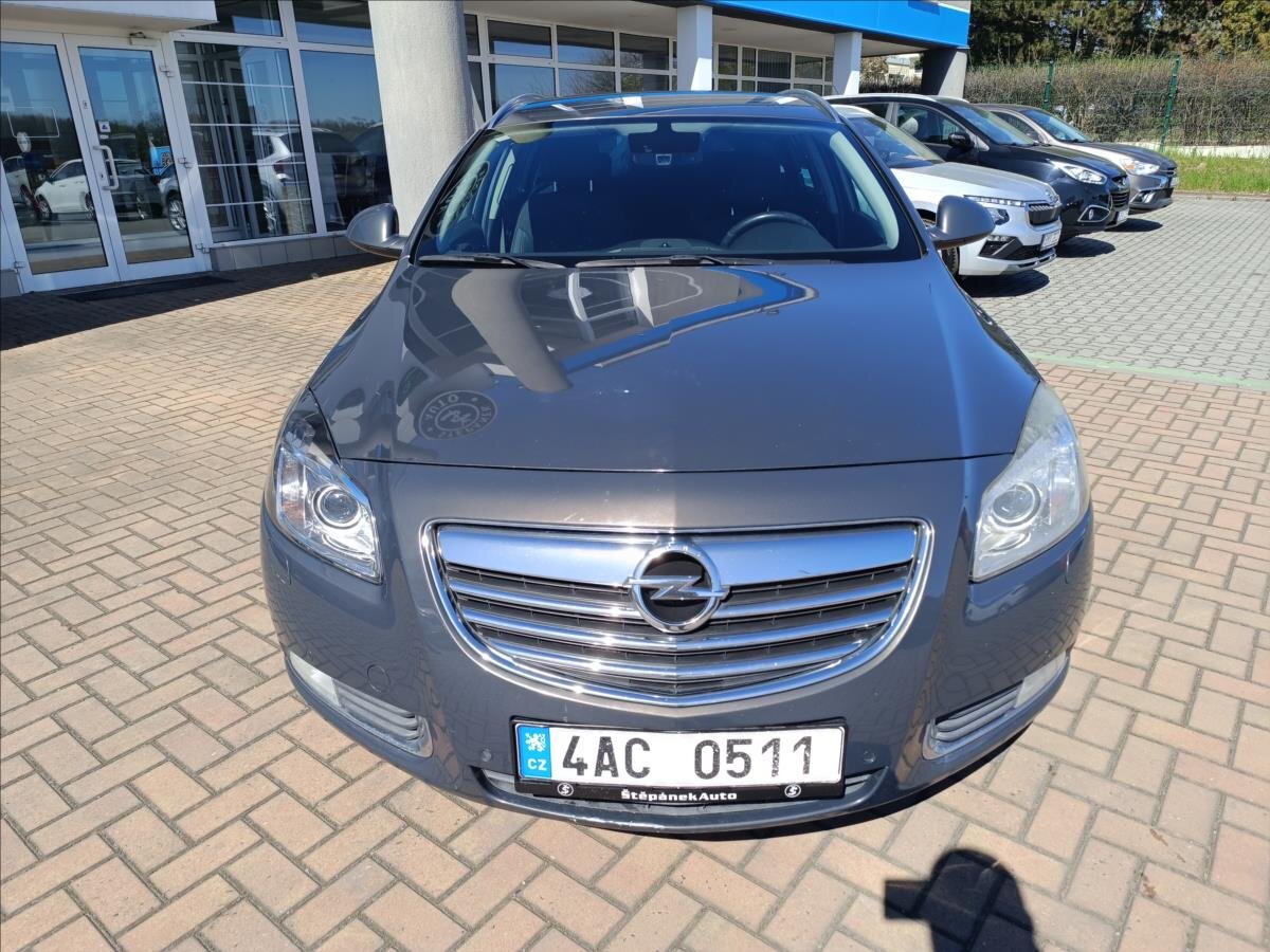 Opel Insignia Kombi 2,0 l 143 kw