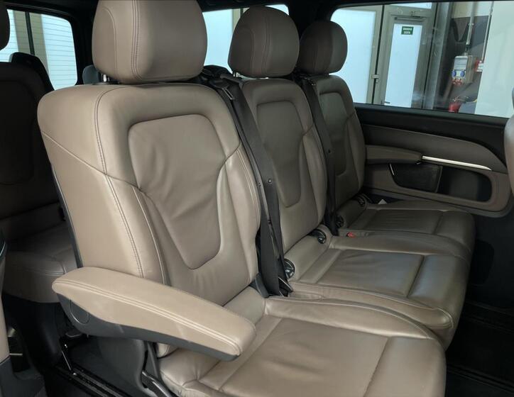 Mercedes-Benz Třídy V 21