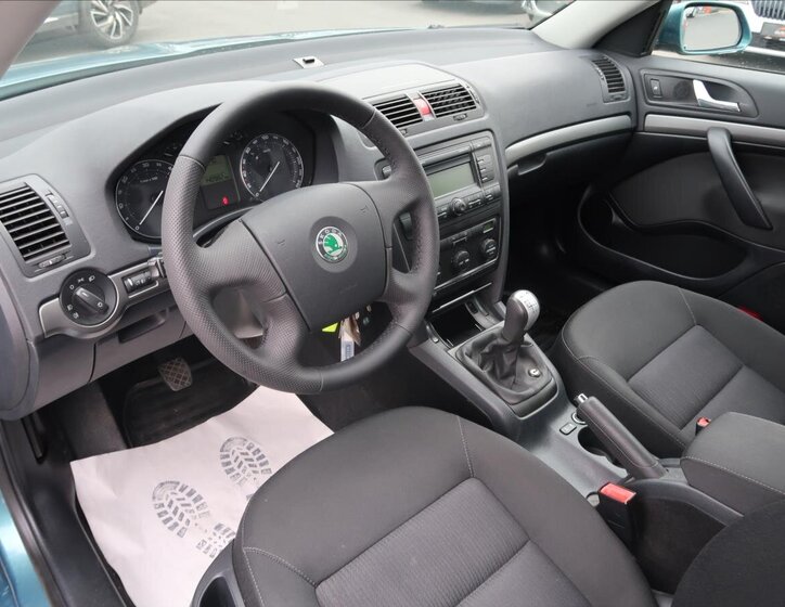 Škoda Octavia Kombi 2,0 l 103 kw