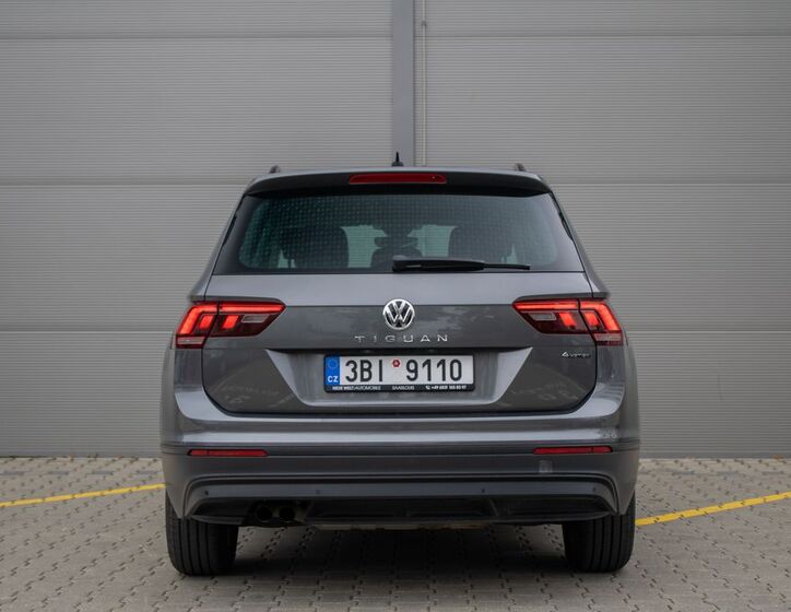 Volkswagen Tiguan 7
