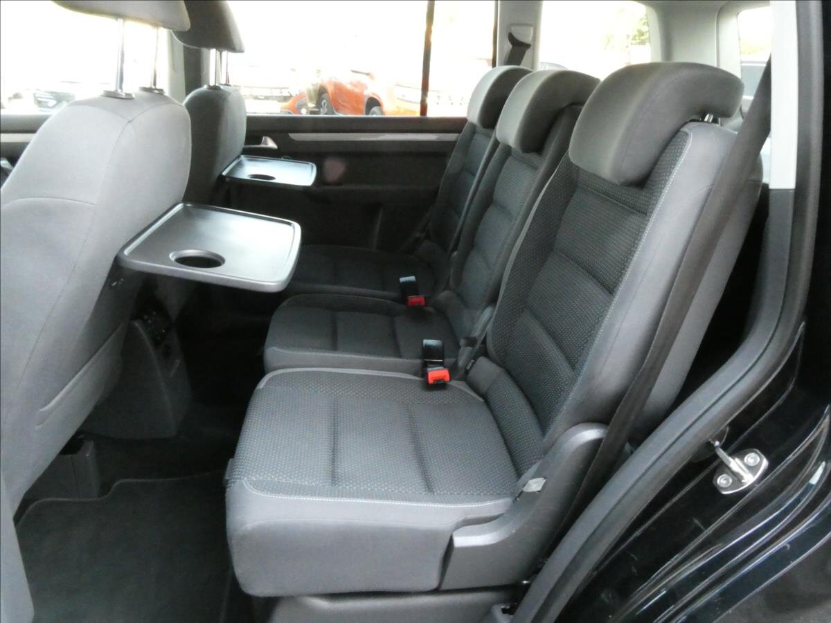 Volkswagen Touran MPV 2,0 l 103 kw