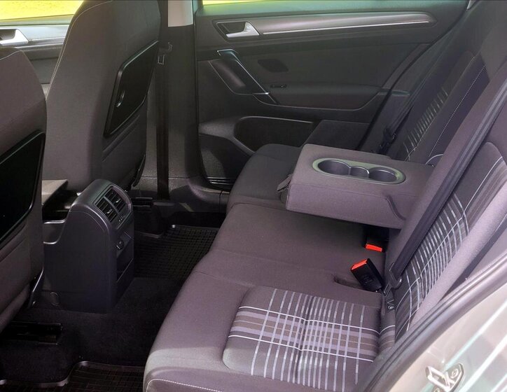 Volkswagen Golf Sportsvan MPV 1,2 l 81 kw