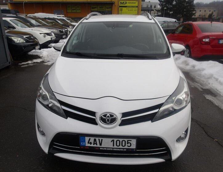 Toyota Verso MPV 1,6 l 82 kw