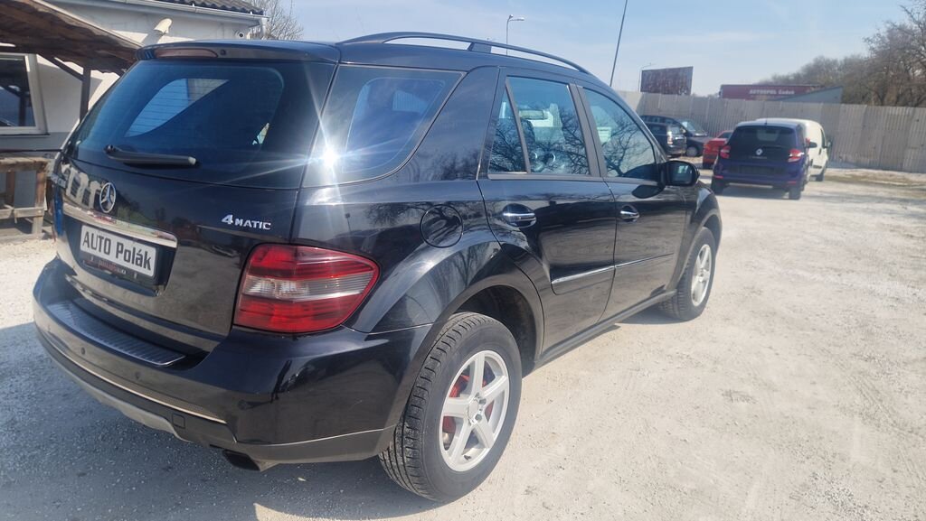 Mercedes-Benz Třídy M SUV / Terénní 3,0 l 165 kw