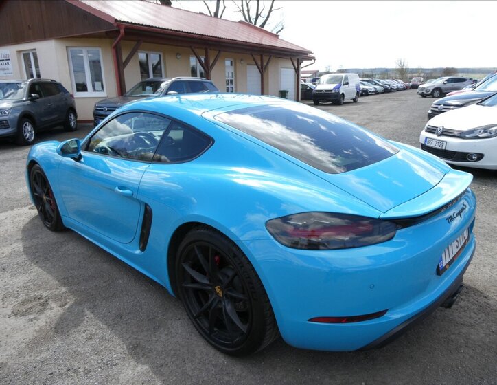 Porsche Cayman Kupé 2,5 l 257 kw