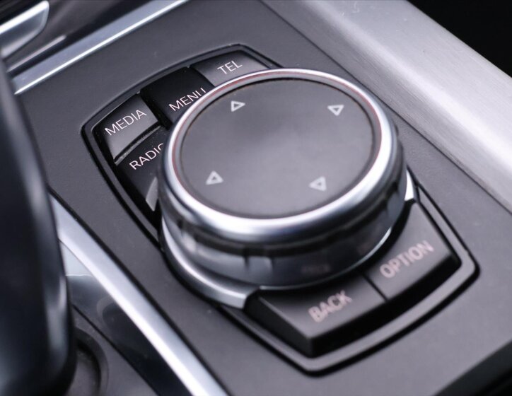 BMW X5 SUV 3,0 l 190 kw