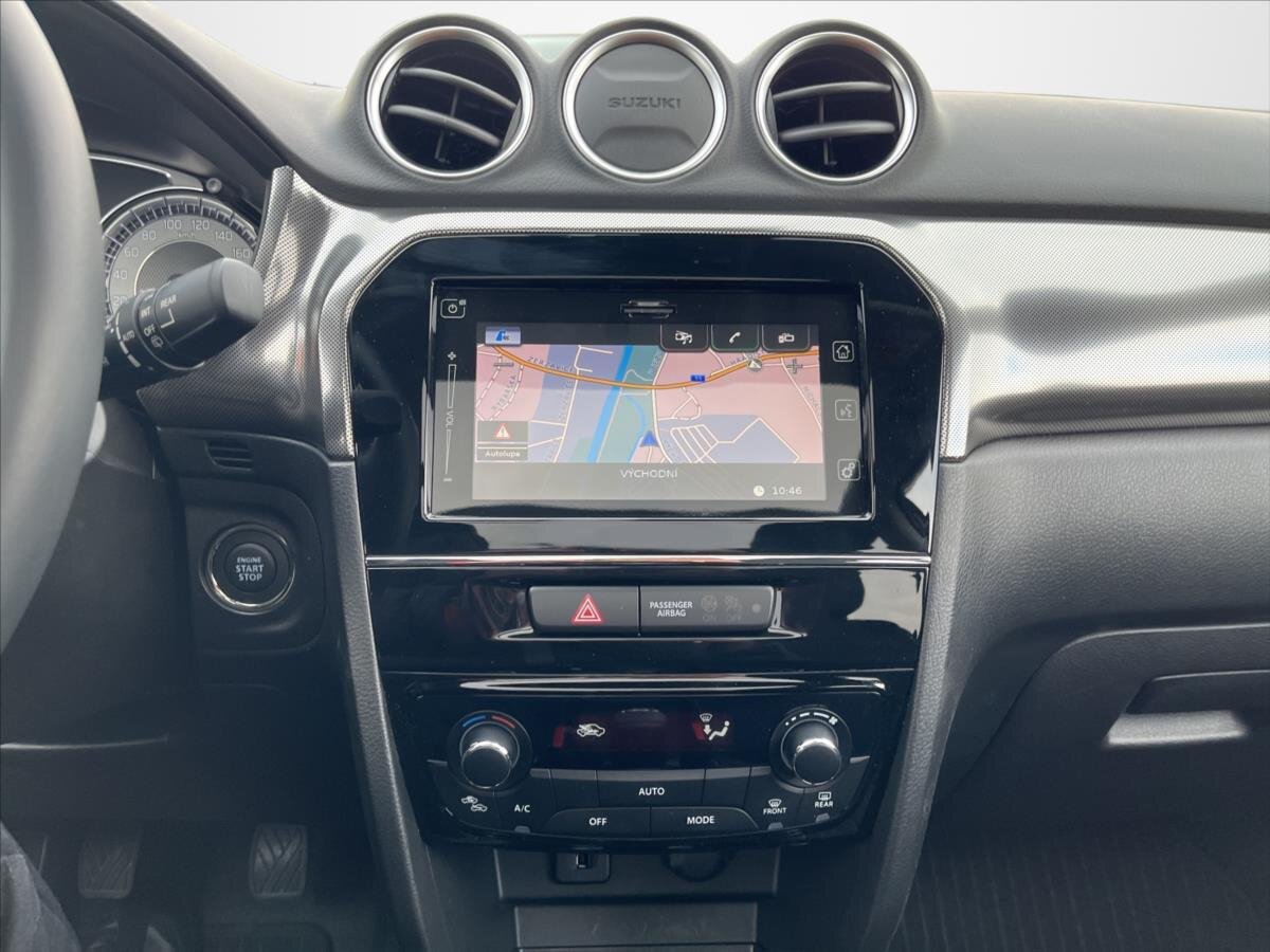 Suzuki Vitara SUV / Terénní 1,4 l 95 kw