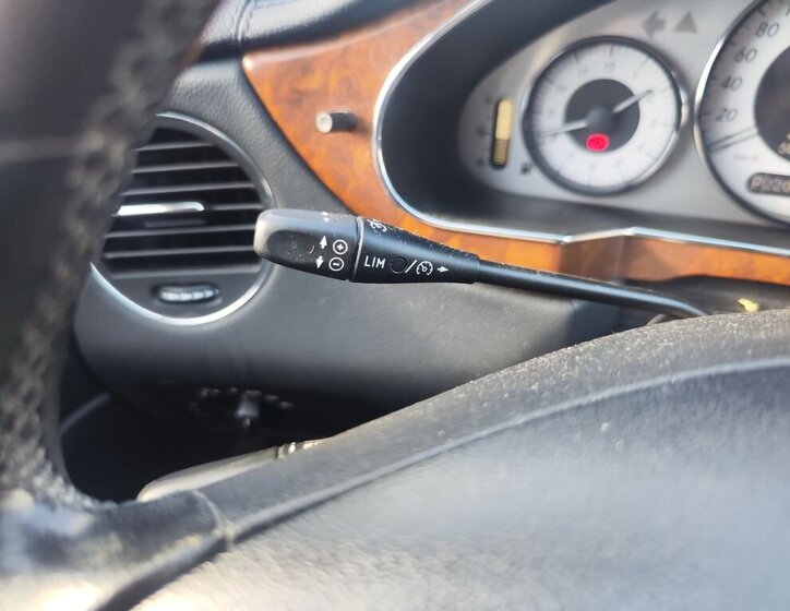 Mercedes-Benz CLS Sedan 3,0 l 165 kw