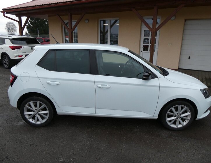 Škoda Fabia Hatchback 1,2 l 81 kw