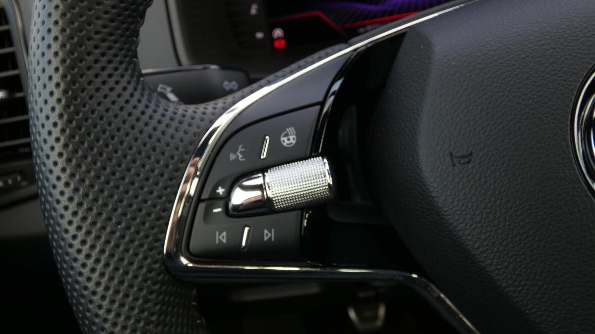 Škoda Karoq SUV / Terénní 1,5 l 110 kw