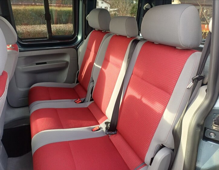 Volkswagen Caddy Kombi 1,9 l 77 kw