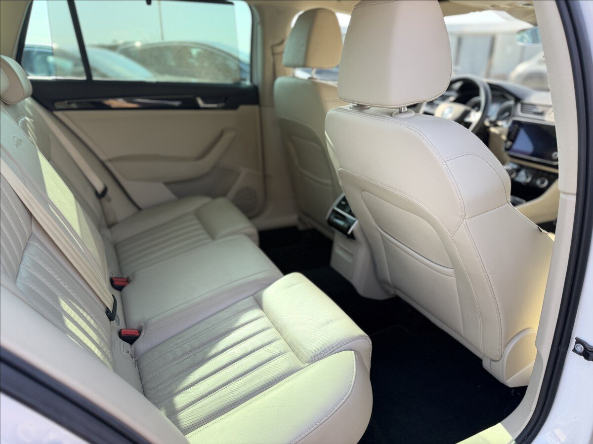 Škoda Superb Kombi 2,0 l 140 kw