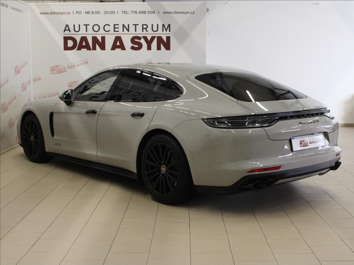 Porsche Panamera Hatchback 4,0 l 368 kw