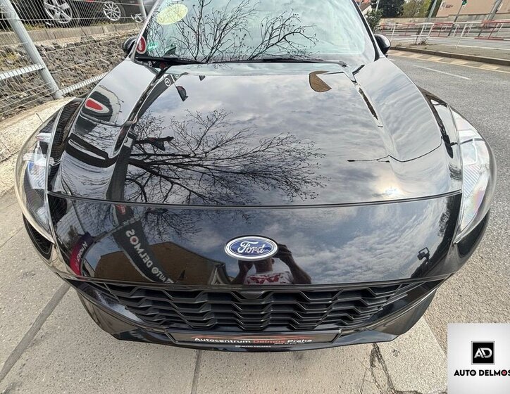 Ford Kuga SUV / Terénní 2,5 l 165 kw