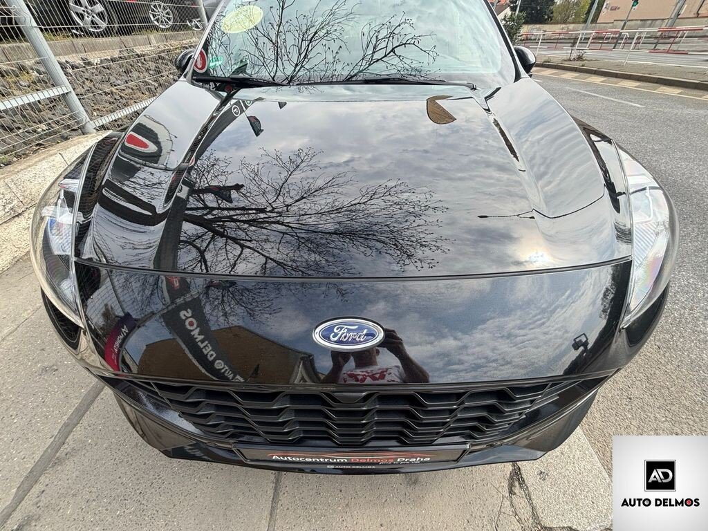 Ford Kuga SUV / Terénní 2,5 l 165 kw