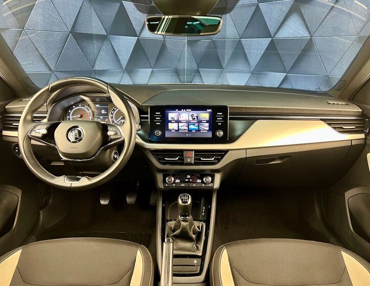 Škoda Kamiq SUV / Terénní 1,5 l 110 kw