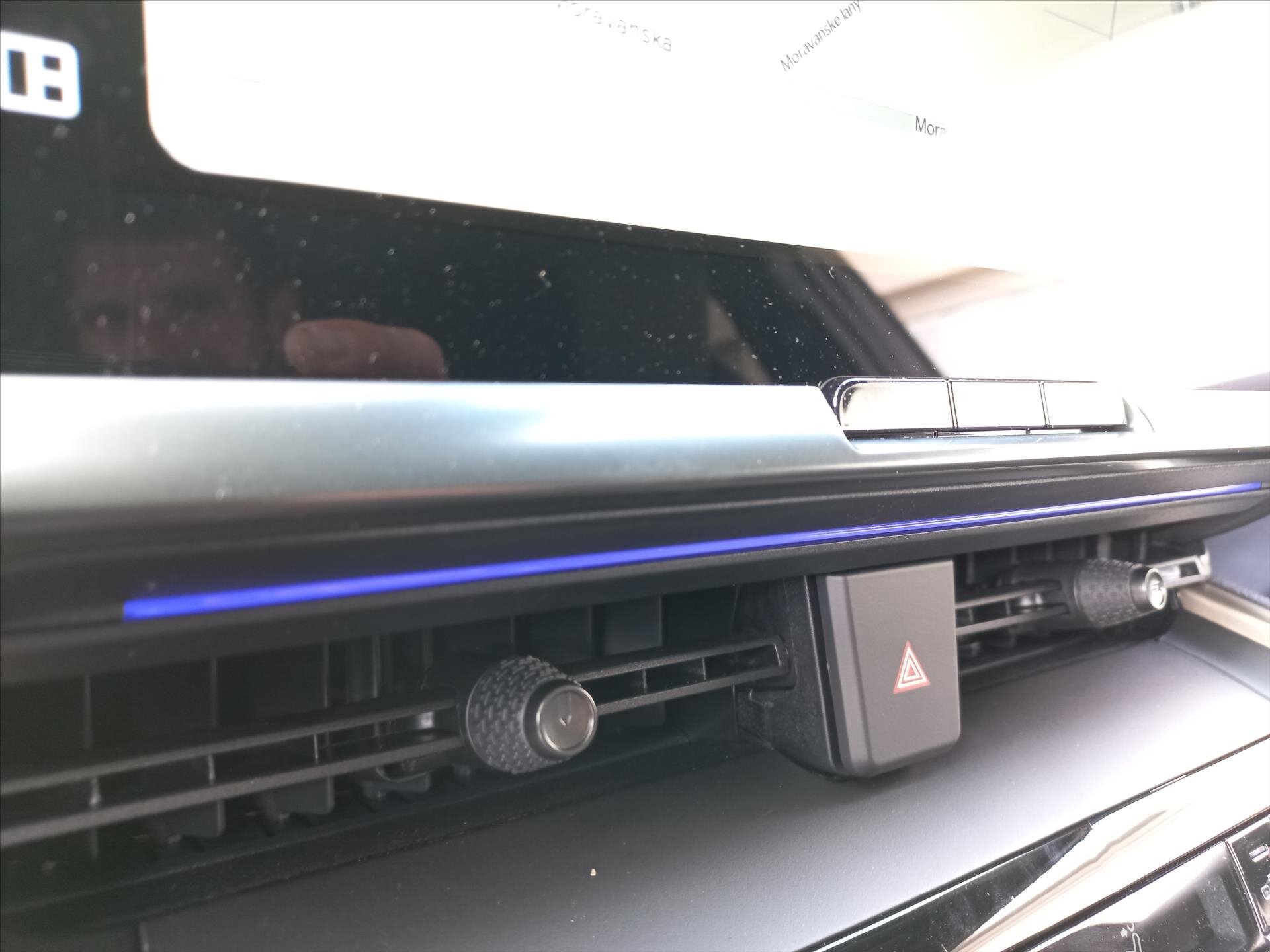 Toyota C-HR CUV / Crossover 1,8 l 72 kw