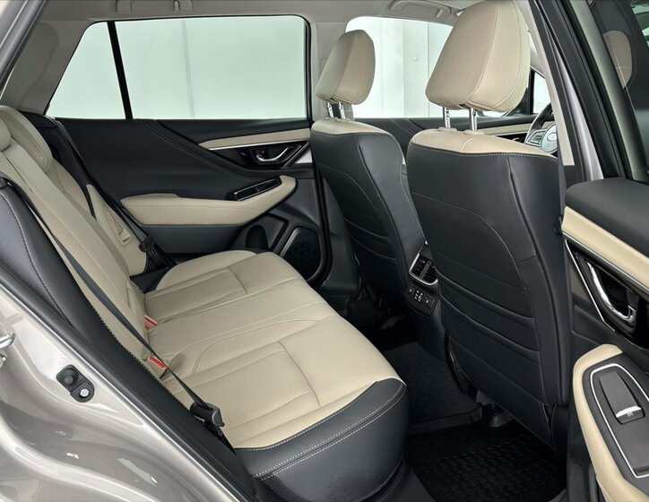 Subaru Outback Kombi 2,5 l 124 kw