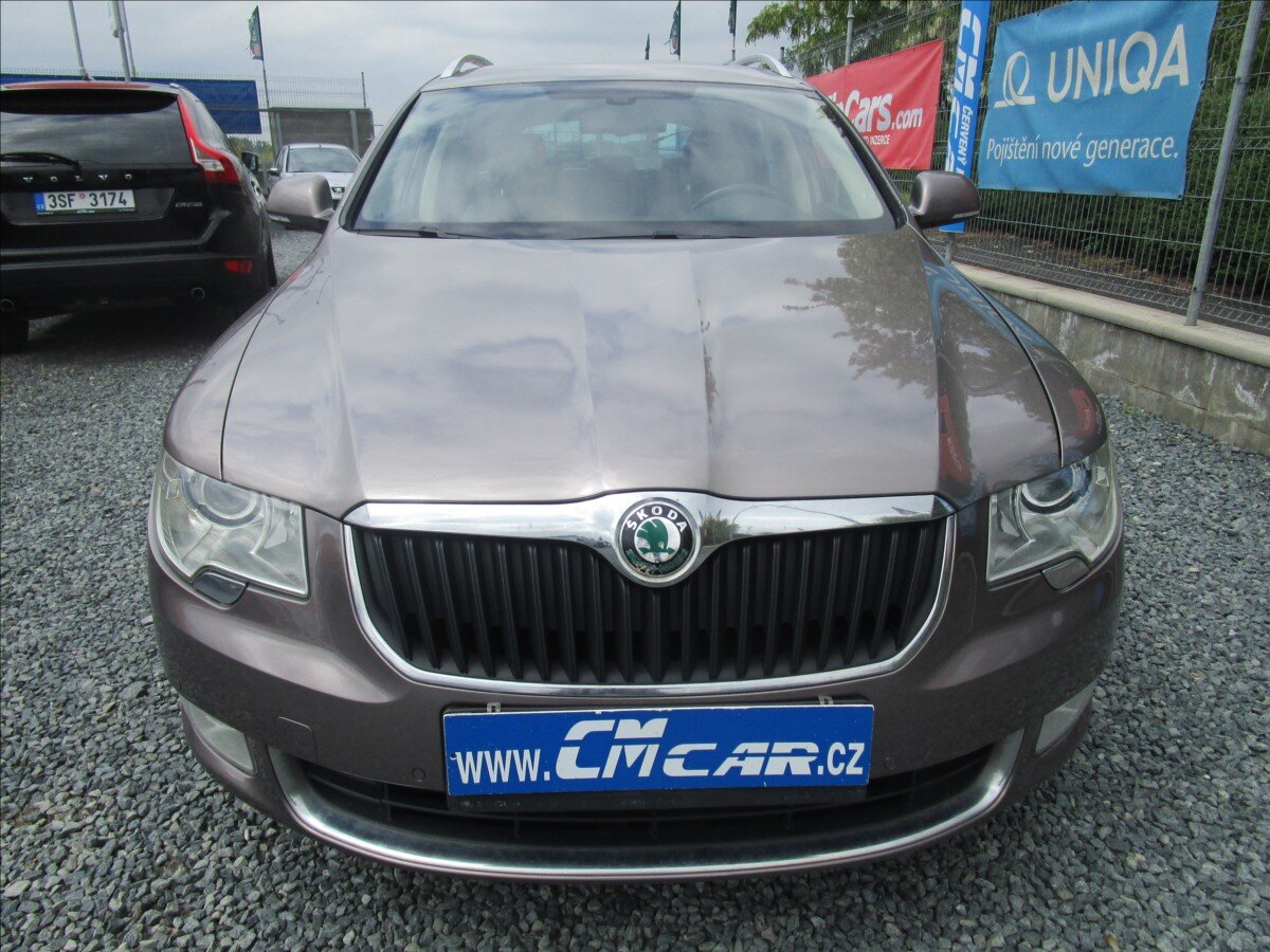 Škoda Superb