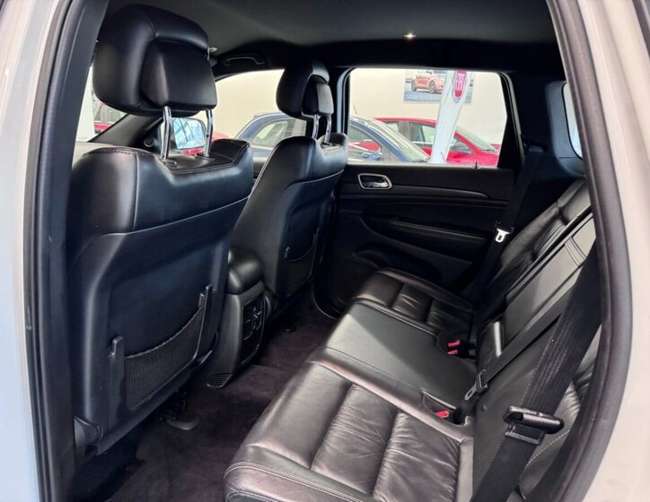 Jeep Grand Cherokee 18
