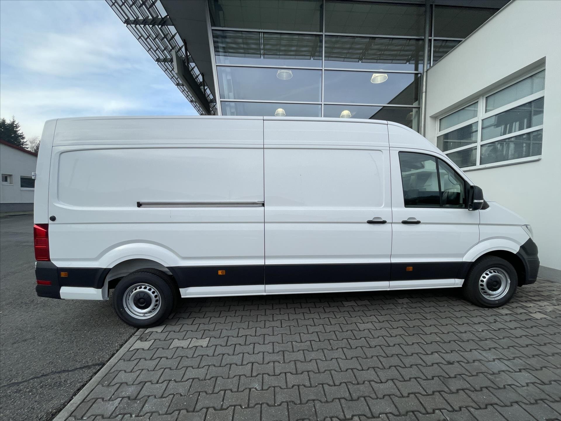 Volkswagen Crafter Skříň 2,0 l 103 kw