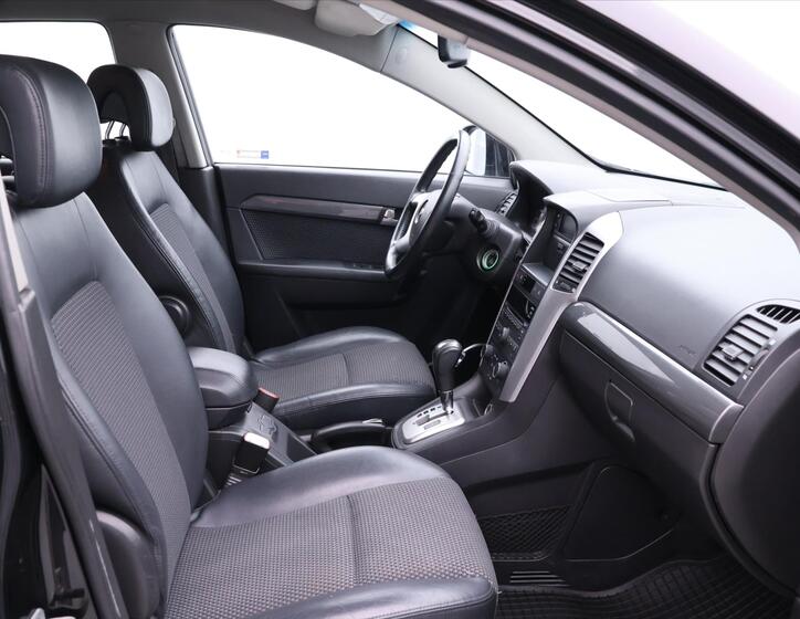 Chevrolet Captiva 11