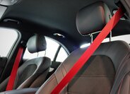 Mercedes-Benz Třídy C 9