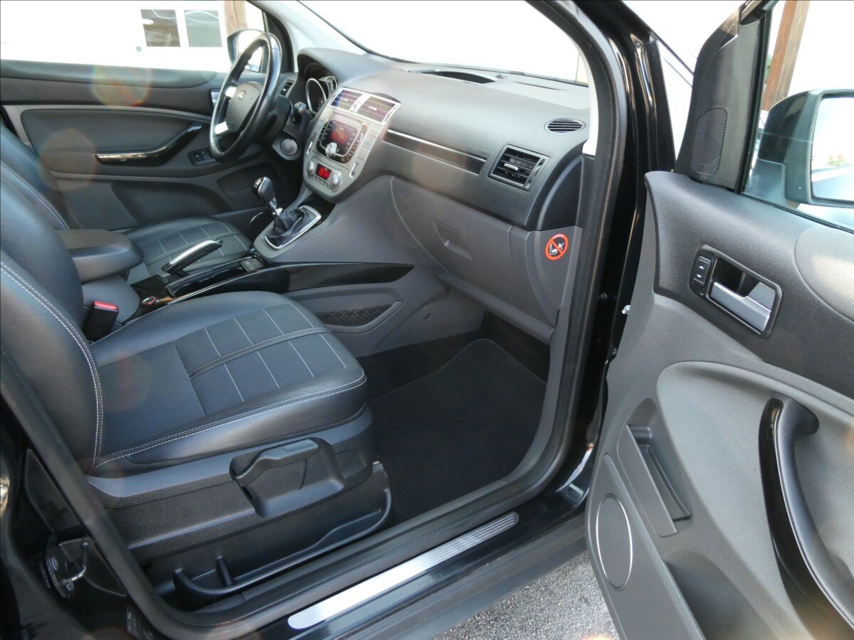 Ford Kuga SUV / Terénní 2,0 l 103 kw