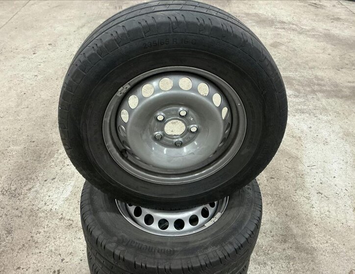 Volkswagen Crafter 16