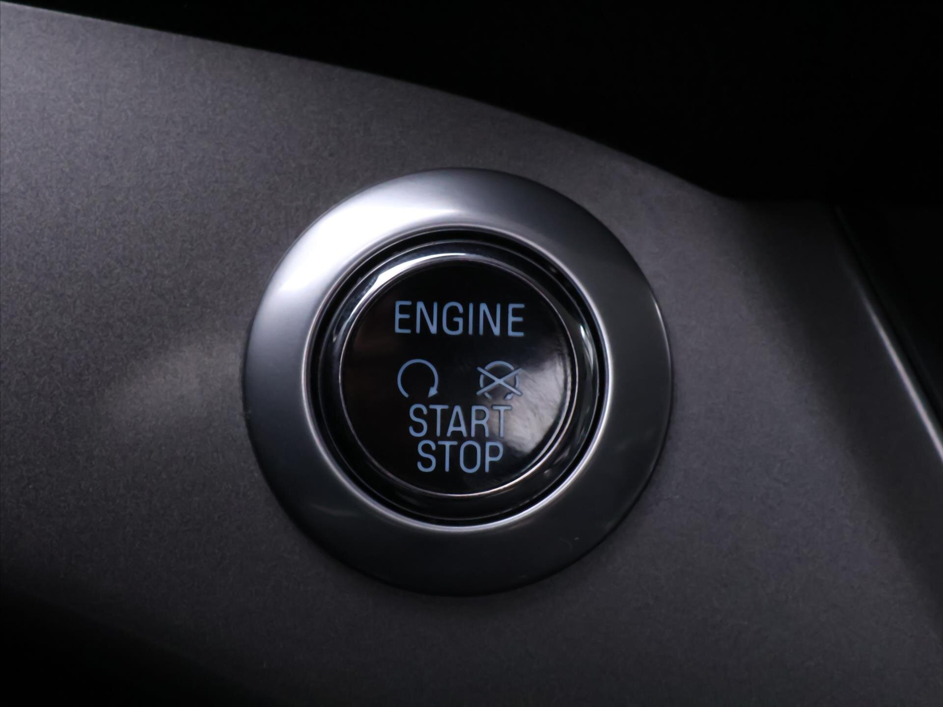 Ford Kuga SUV / Terénní 1,6 l 110 kw